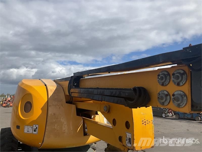 Haulotte HA16PX 4WD Diesel Articulating Boom Lift Gelenkteleskoparbeitsbühnen