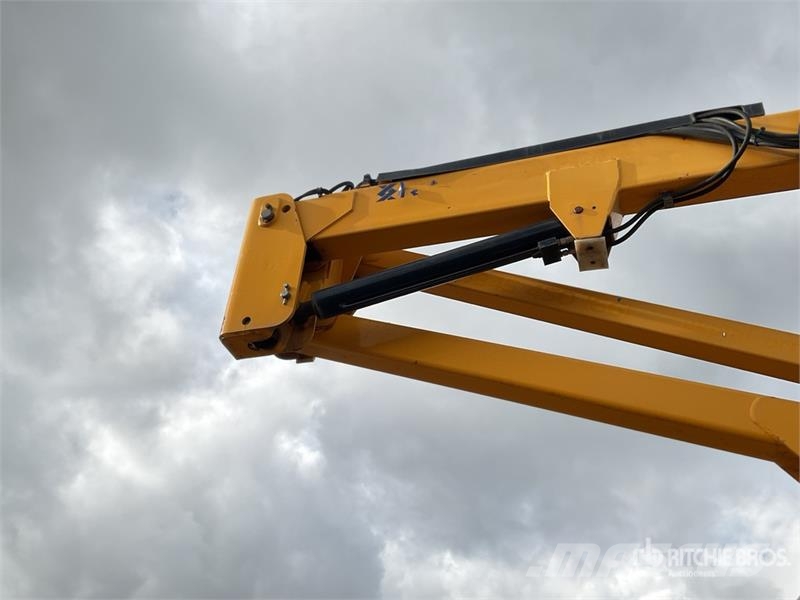 Haulotte HA16PX 4WD Diesel Articulating Boom Lift Articulated boom lifts
