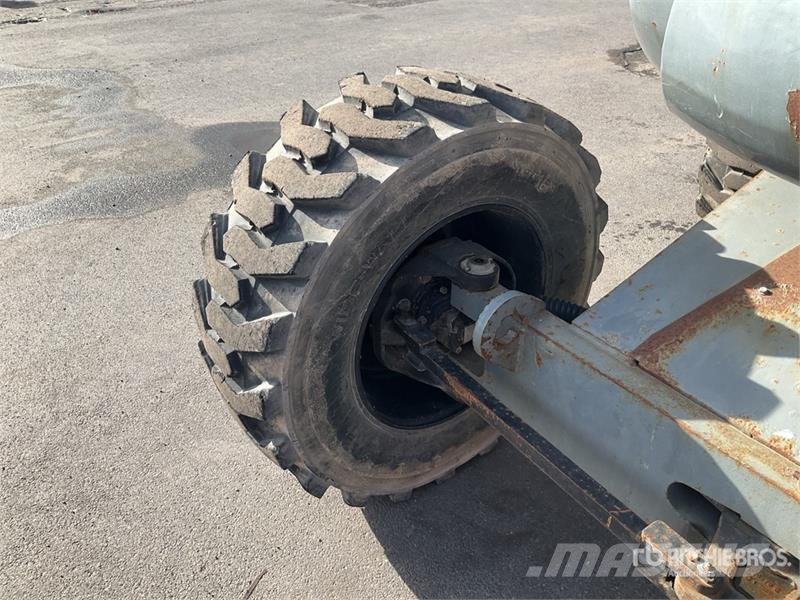 Haulotte HA16PX 4WD Diesel Articulating Boom Lift Strēles pacēlāji