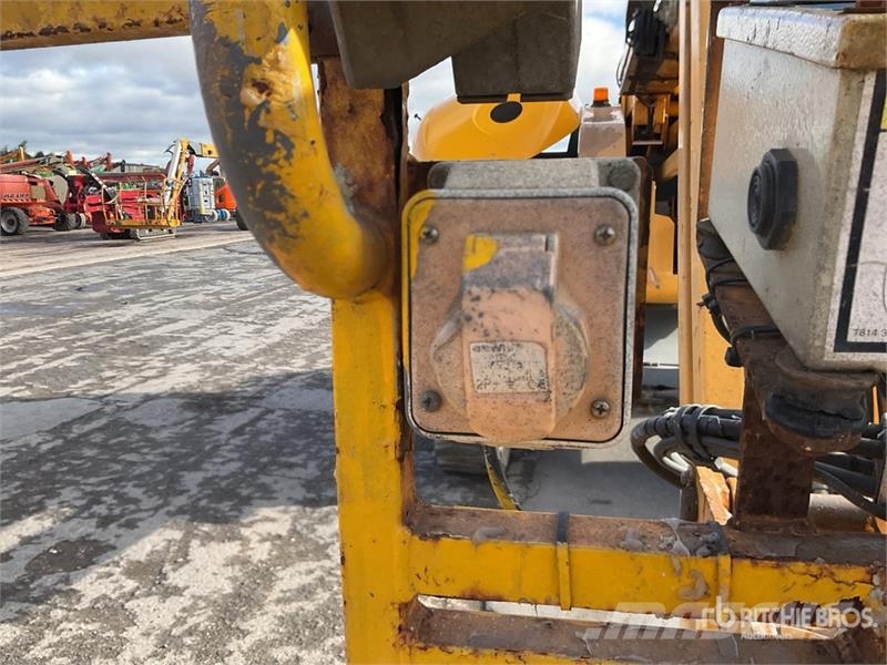 Haulotte HA16PX 4WD Diesel Articulating Boom Lift Strēles pacēlāji