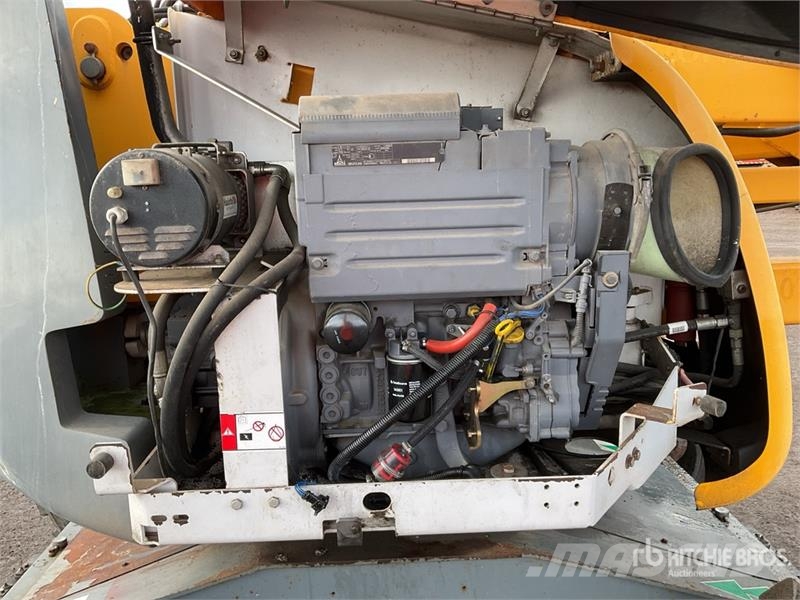 Haulotte HA16PX 4WD Diesel Articulating Boom Lift Articulated boom lifts