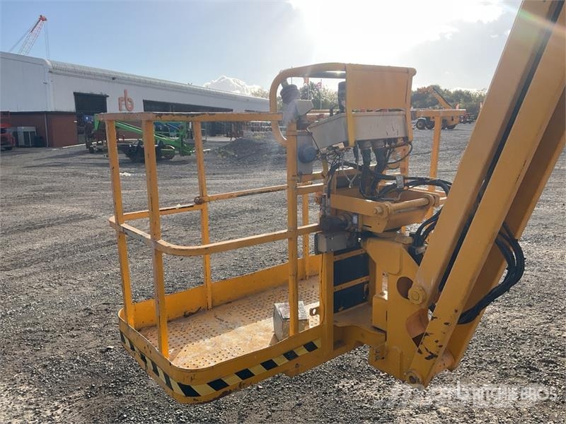 Haulotte HA16PX 4WD Diesel Articulating Boom Lift Strēles pacēlāji