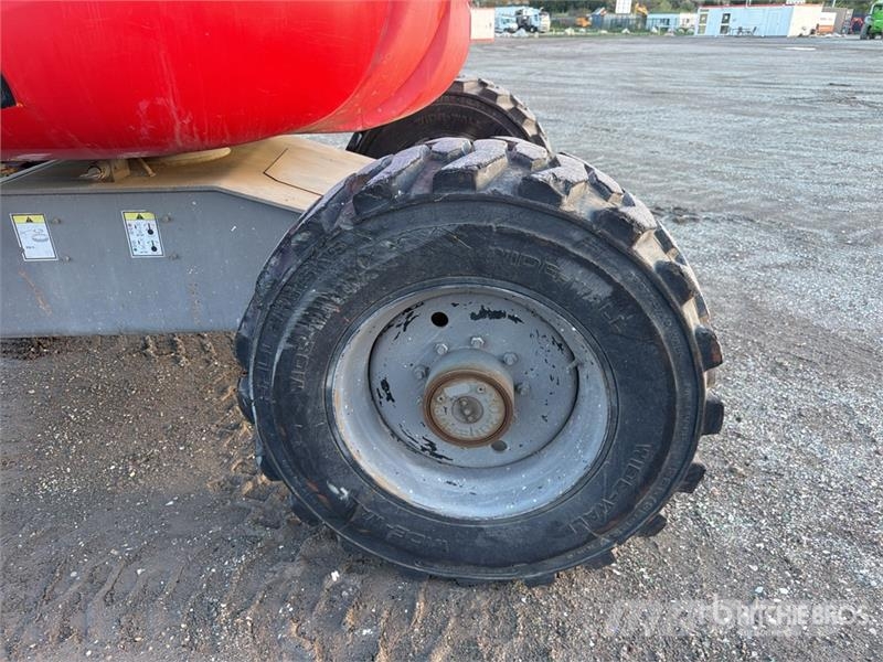 Haulotte HA16PX 4WD Diesel Nacelle Articulee Articulating B رافعات سلة مفصلية