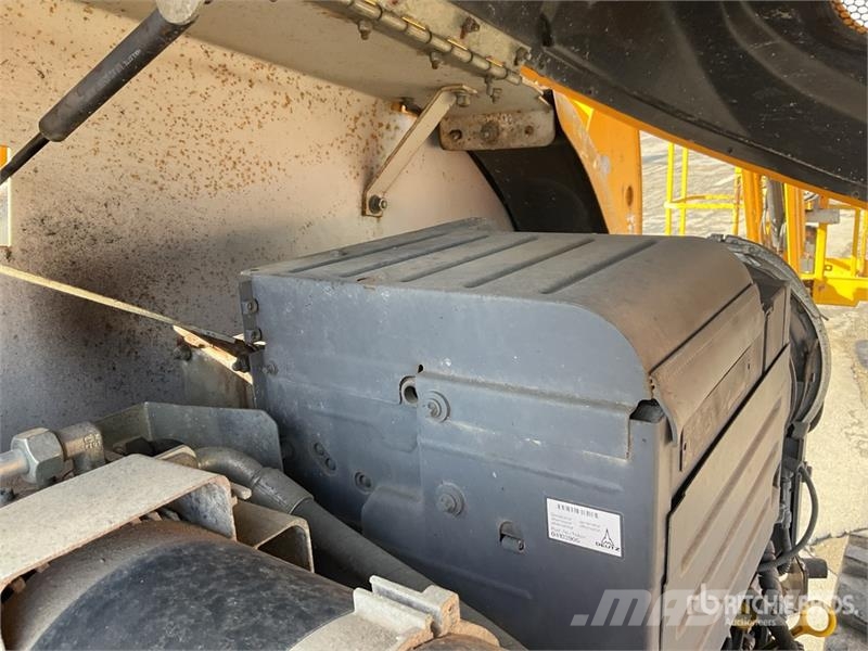 Haulotte HA16PX 4WD Diesel Articulating Boom Lift Strēles pacēlāji