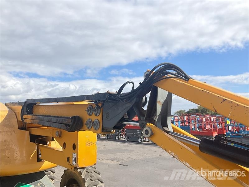 Haulotte HA16PX 4WD Diesel Articulating Boom Lift Gelenkteleskoparbeitsbühnen