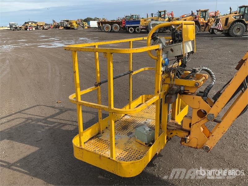 Haulotte HA16PX 4WD Diesel Articulating Boom Lift Articulated boom lifts