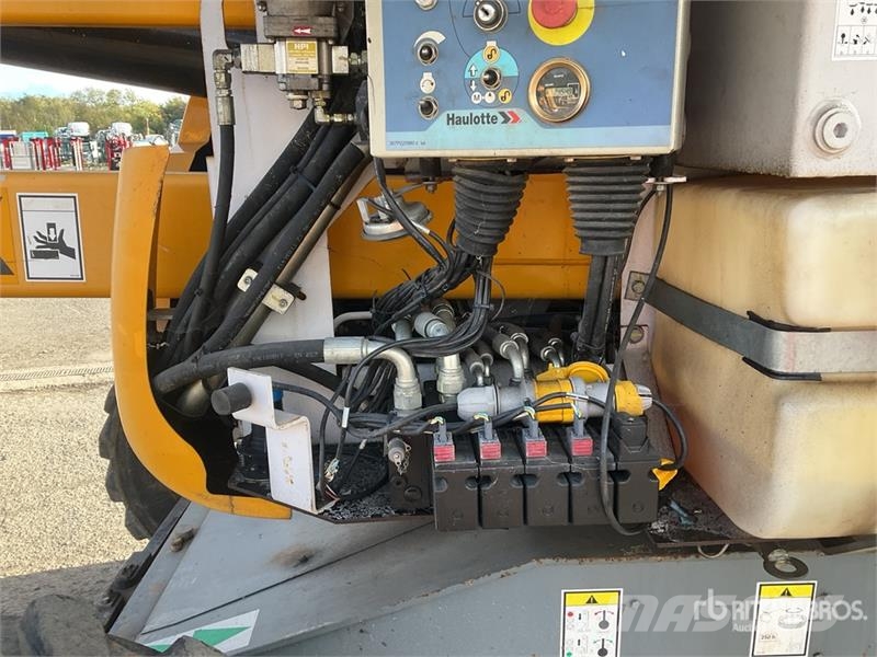 Haulotte HA16PX 4WD Diesel Articulating Boom Lift Strēles pacēlāji