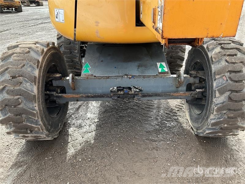 Haulotte HA16PX 4WD Diesel Articulating Boom Lift Articulated boom lifts