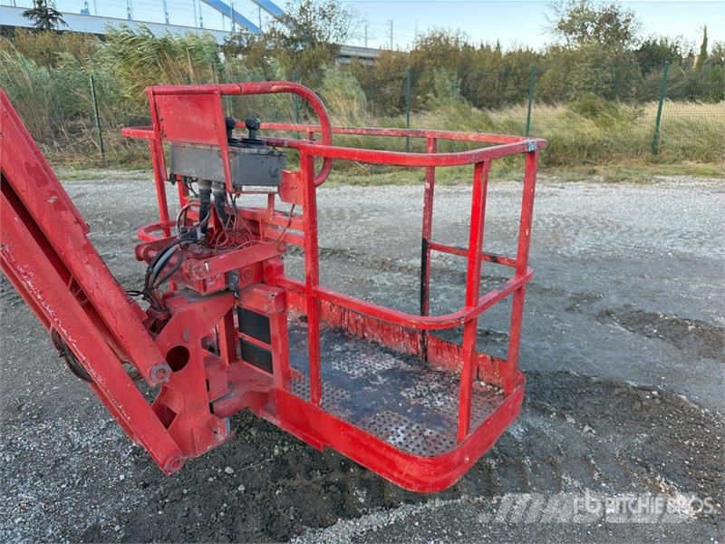 Haulotte HA16PX 4WD Diesel Nacelle Articulee Articulating B رافعات سلة مفصلية