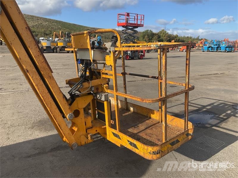 Haulotte HA16PX 4WD Diesel Articulating Boom Lift Zglobne podizne platforme