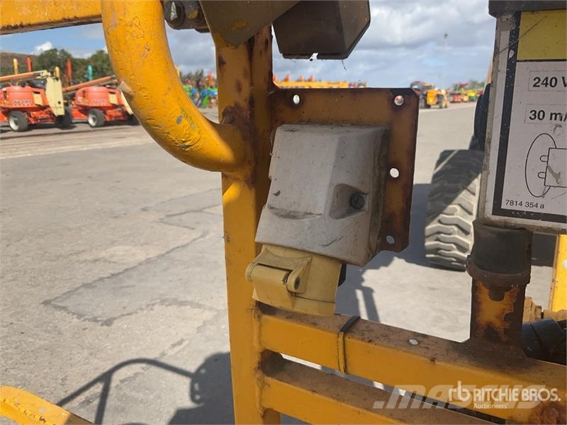 Haulotte HA16PX 4WD Diesel Articulating Boom Lift Gelenkteleskoparbeitsbühnen
