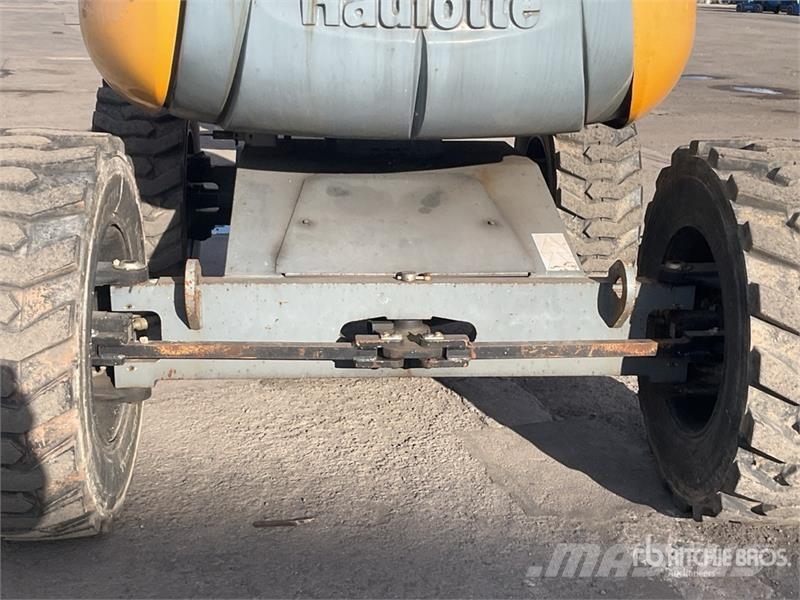 Haulotte HA16PX 4WD Diesel Articulating Boom Lift Strēles pacēlāji
