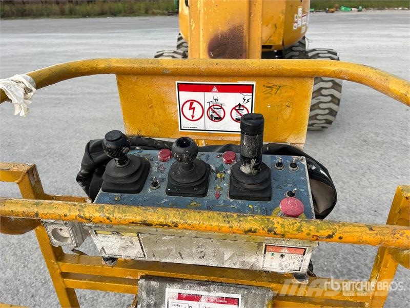 Haulotte HA16PX Diesel Articulating Boom Lift Karos emelők