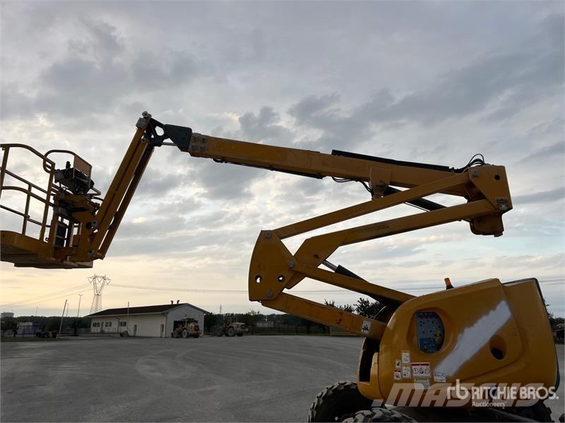 Haulotte HA16PX Diesel Articulating Boom Lift Karos emelők