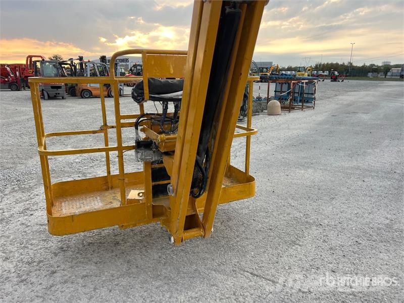 Haulotte HA16PX Diesel Articulating Boom Lift Karos emelők