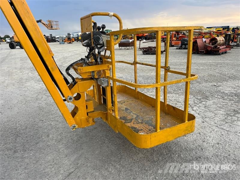 Haulotte HA16PX Diesel Articulating Boom Lift Karos emelők