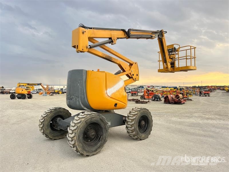 Haulotte HA16PX Diesel Articulating Boom Lift Karos emelők