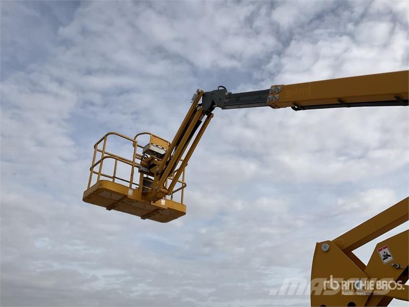 Haulotte HA16PXNT 4WD Diesel Articulating Boom Lift Bomlifte med knækarm