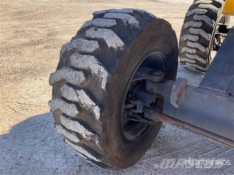 Haulotte HA16PXNT 4WD Diesel Articulating Boom Lift Bomlifte med knækarm
