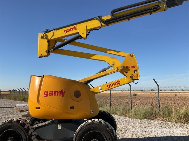 Haulotte HA16PXNT 4WD Diesel Articulating Boom Lift ブームリフト 屈伸型