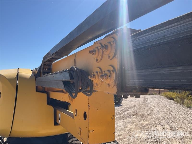 Haulotte HA16PXNT 4WD Diesel Articulating Boom Lift Bomlifte med knækarm