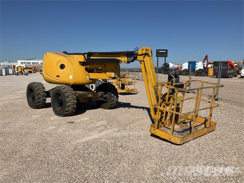 Haulotte HA16PXNT 4WD Diesel Articulating Boom Lift Plataformas elevatórias articuladas