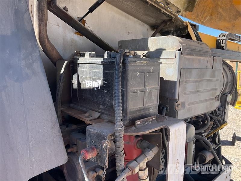 Haulotte HA16PXNT 4WD Diesel Articulating Boom Lift Bomlifte med knækarm