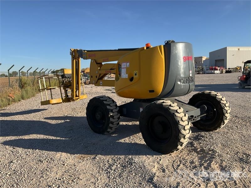 Haulotte HA16PXNT 4WD Diesel Articulating Boom Lift ブームリフト 屈伸型