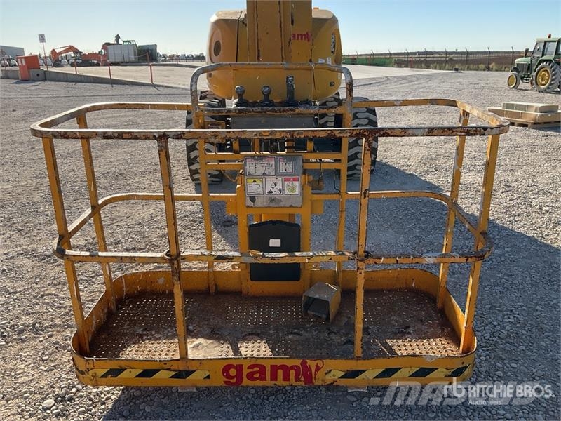 Haulotte HA16PXNT 4WD Diesel Articulating Boom Lift ブームリフト 屈伸型