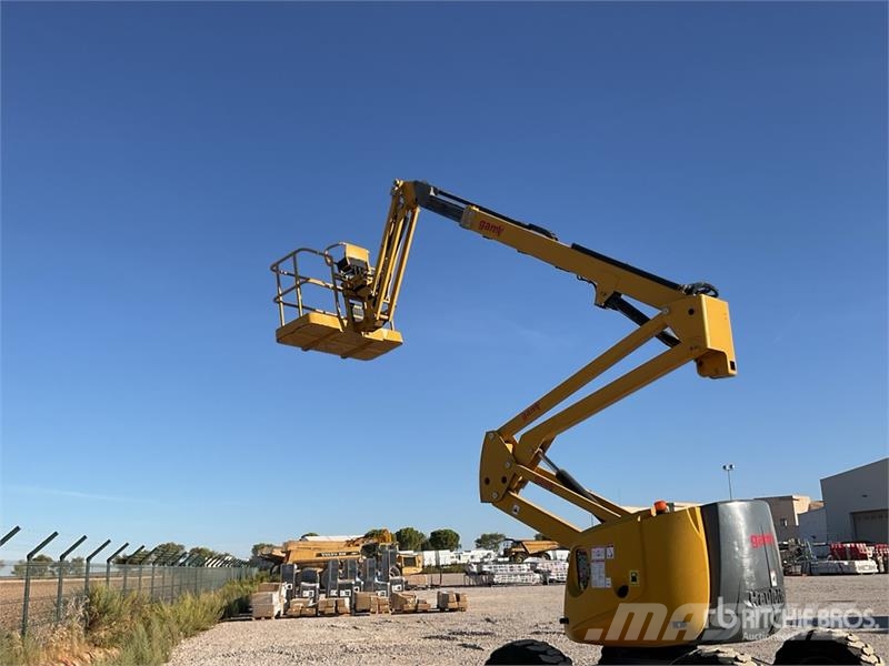 Haulotte HA16PXNT 4WD Diesel Articulating Boom Lift ブームリフト 屈伸型