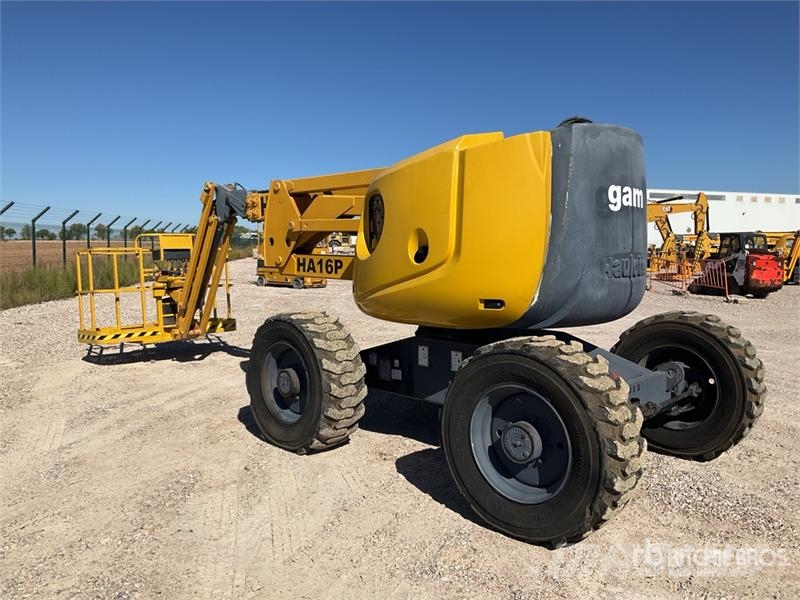 Haulotte HA16PXNT 4WD Diesel Articulating Boom Lift Bomlifte med knækarm