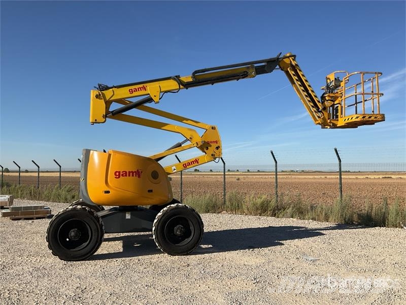 Haulotte HA16PXNT 4WD Diesel Articulating Boom Lift ブームリフト 屈伸型