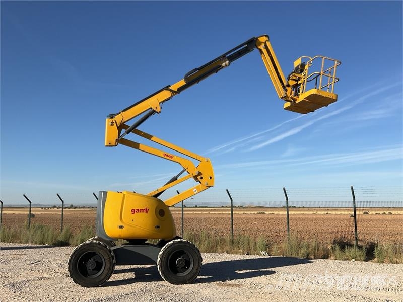 Haulotte HA16PXNT 4WD Diesel Articulating Boom Lift ブームリフト 屈伸型