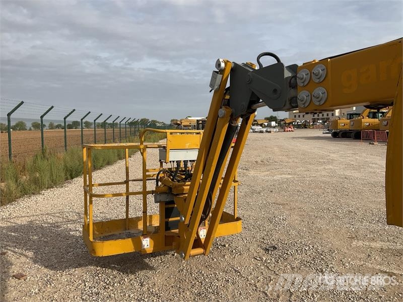 Haulotte HA16PXNT 4WD Diesel Articulating Boom Lift Bomlifte med knækarm