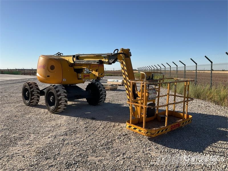 Haulotte HA16PXNT 4WD Diesel Articulating Boom Lift ブームリフト 屈伸型