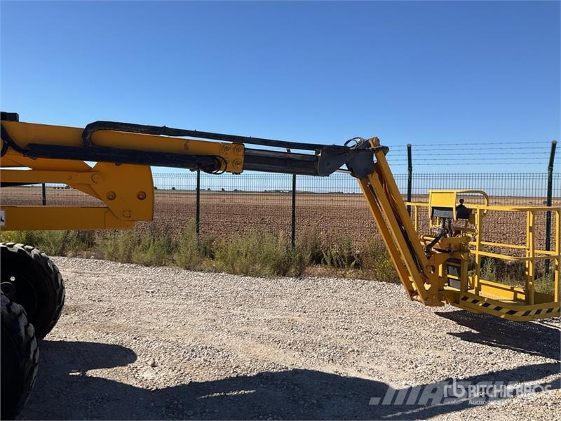 Haulotte HA16PXNT 4WD Diesel Articulating Boom Lift Bomlifte med knækarm