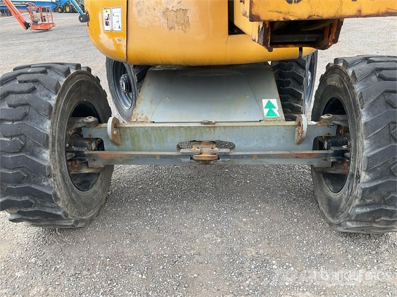 Haulotte HA16PXT 4WD Diesel Articulating Boom Lift (Inopera Iseliikuvad poomtõstukid
