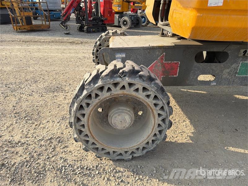 Haulotte HA16RT Diesel Articulating Boom Lift Nacelles articulées
