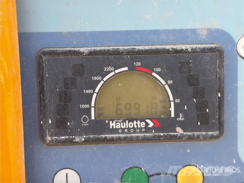 Haulotte HA16RT Diesel Articulating Boom Lift Nacelles articulées