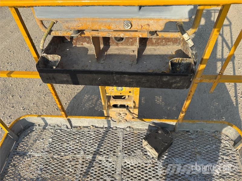 Haulotte HA16RT Diesel Articulating Boom Lift Nacelles articulées