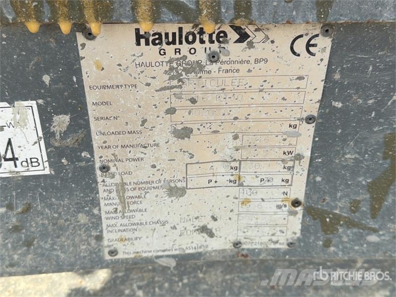 Haulotte HA16RT Diesel Articulating Boom Lift Nacelles articulées