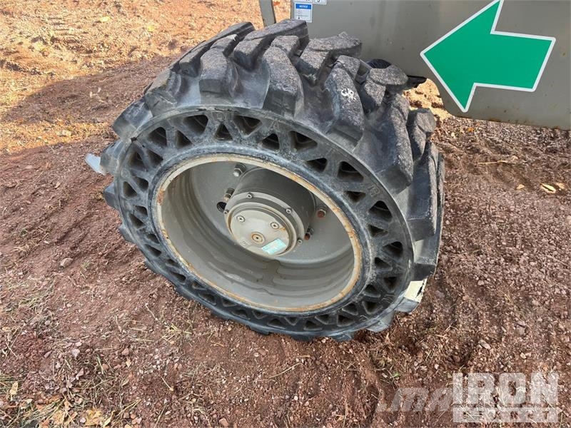 Haulotte HA16RTJ 4WD Diesel Articulating Boom Lift Strēles pacēlāji