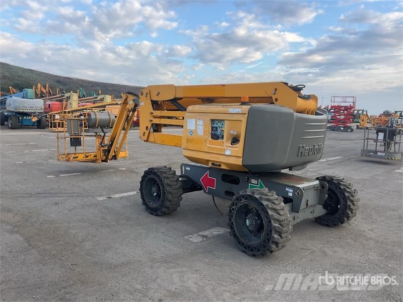 Haulotte HA16RTJ 4WD PRO Articulating Boom Lift Iseliikuvad poomtõstukid