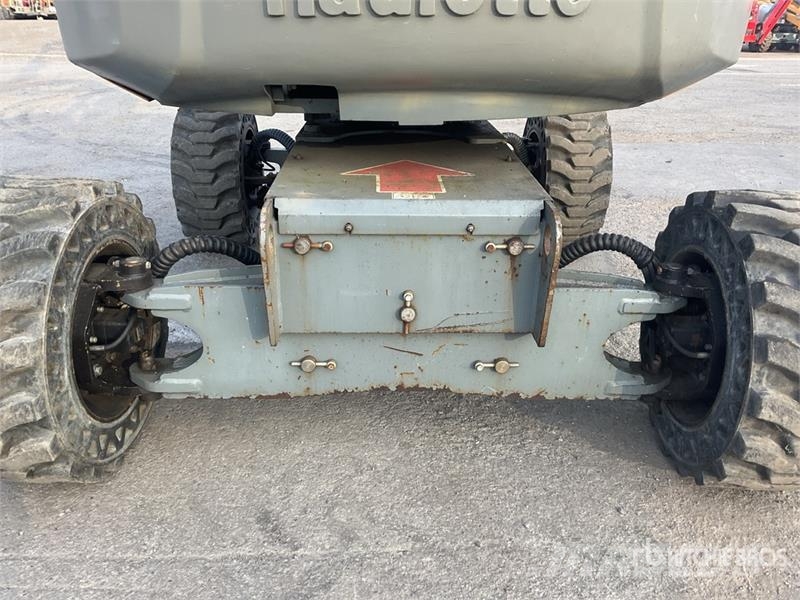 Haulotte HA16RTJ 4WD PRO Articulating Boom Lift Iseliikuvad poomtõstukid