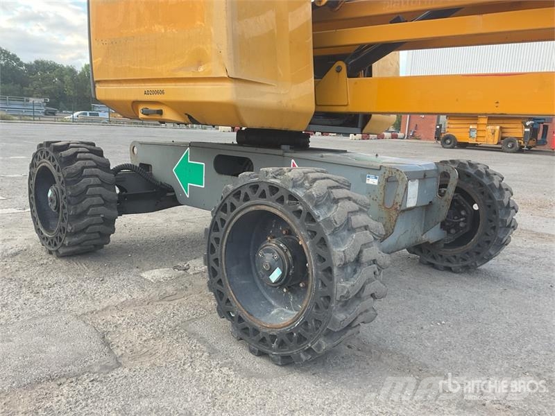 Haulotte HA16RTJ 4WD PRO Articulating Boom Lift Iseliikuvad poomtõstukid
