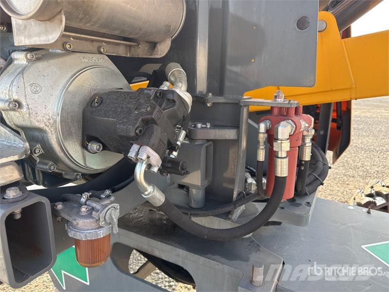 Haulotte HA16RTJ Articulating Boom Lift Съчленени стрелови подемници