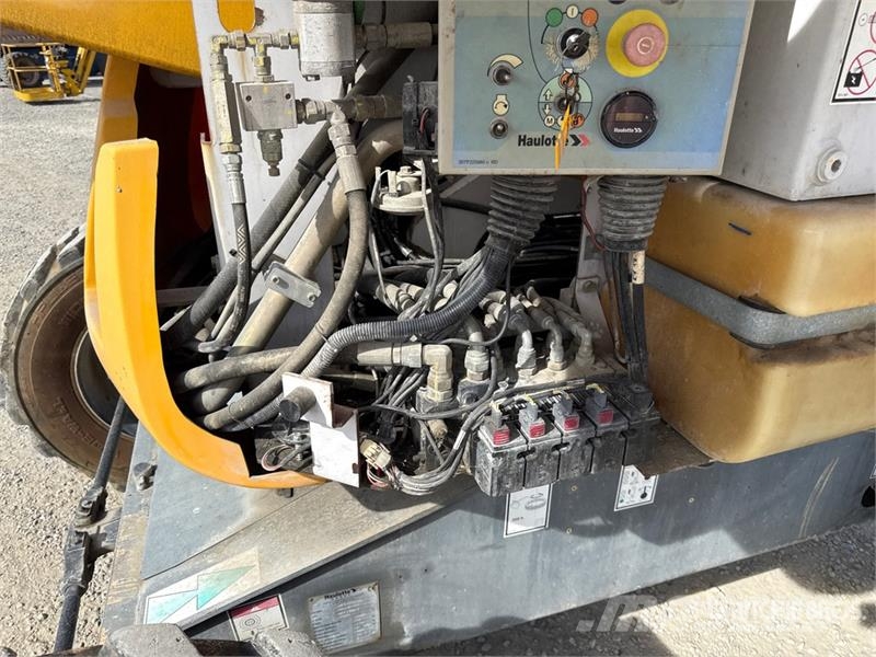 Haulotte HA18PX Articulating Boom Lift Karos emelők