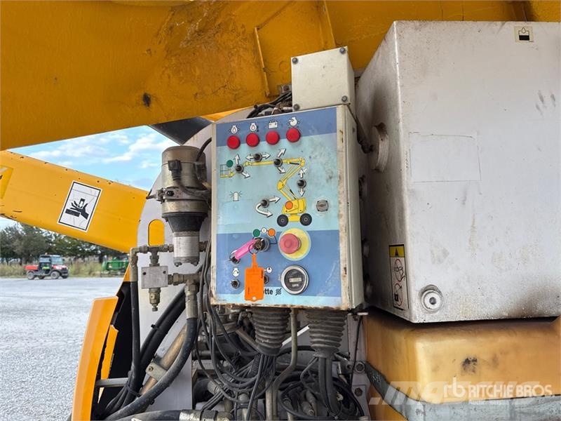 Haulotte HA18PX Articulating Boom Lift Plataformas elevatórias articuladas
