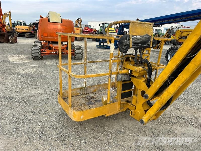 Haulotte HA18PX Diesel Articulating Boom Lift Zglobne dvižne ploščadi