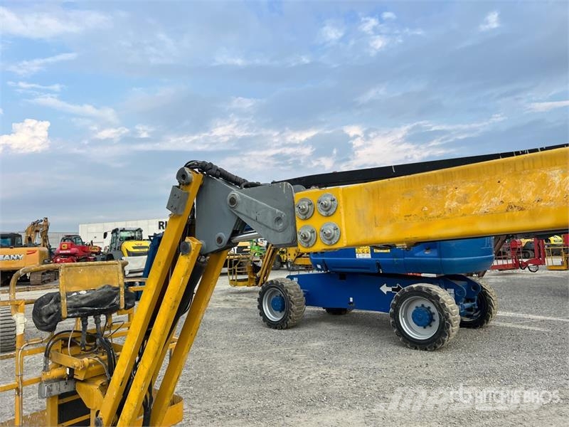 Haulotte HA18PX Diesel Articulating Boom Lift Zglobne dvižne ploščadi
